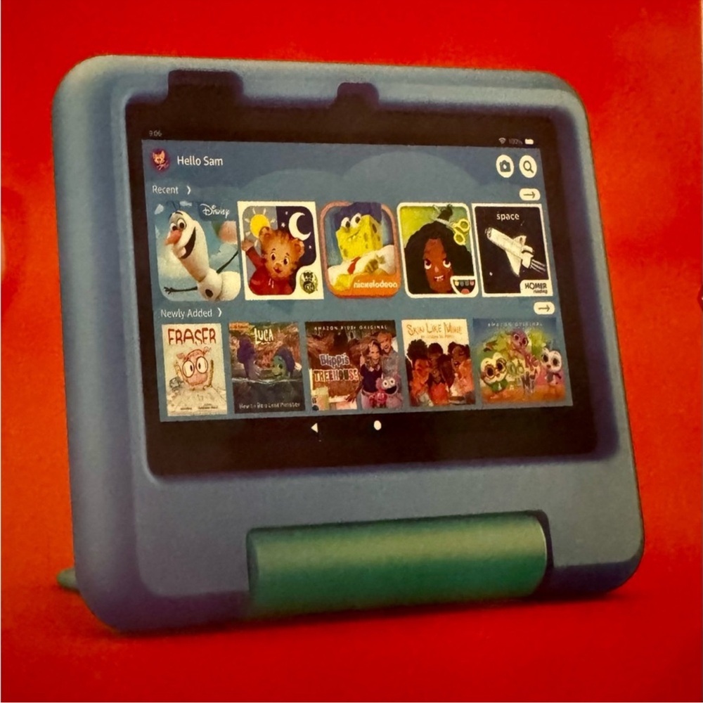 Amazon Fire 7 Kids Blue Tablet with Protective Case-NIB